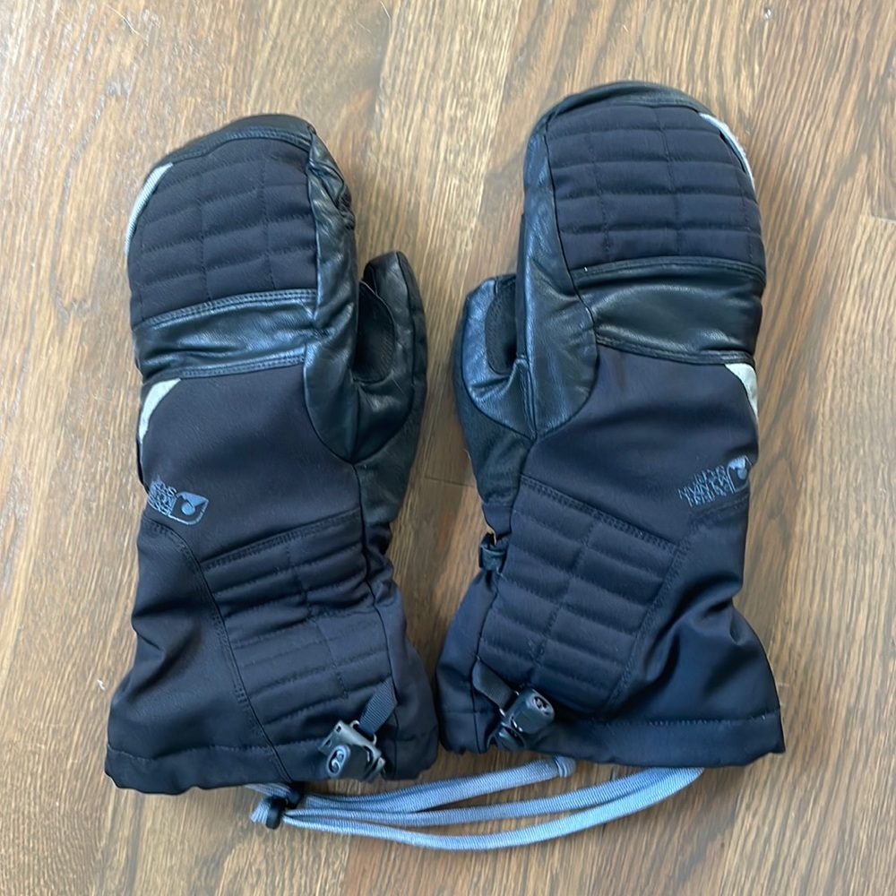 Eastern Mountain Sports (EMS) Women’s Mittens